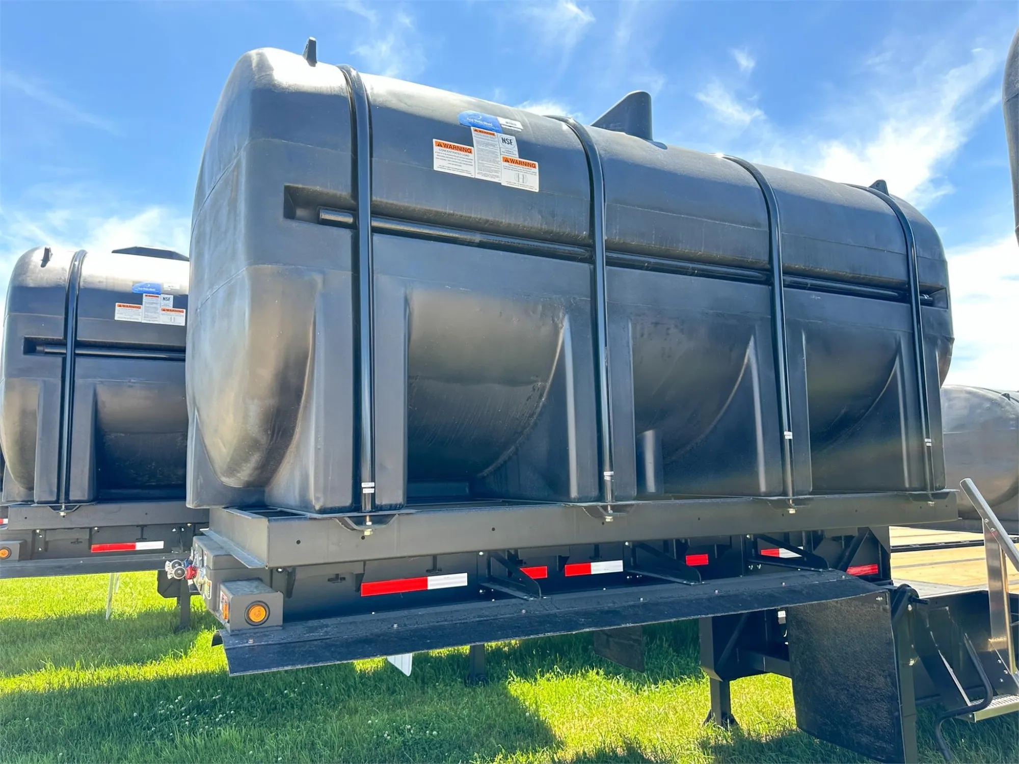 Demco Liquid Tender Trailer | Model 36' | Width 102" | 24” King Pin | Brake Size 16.5” x 7” | For Tractors
