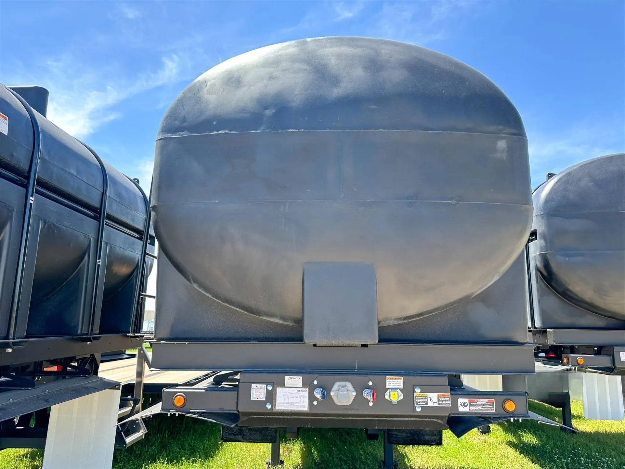 Demco Liquid Tender Trailer | Model 36' | Width 102" | 24” King Pin | Brake Size 16.5” x 7” | For Tractors