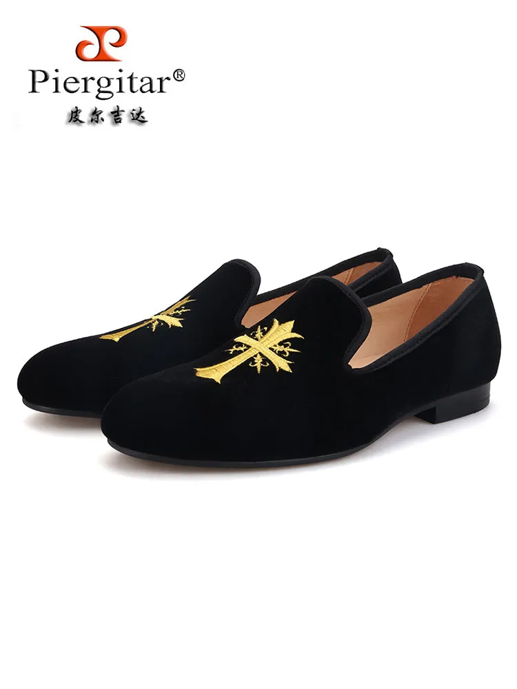 European version large size new style gold hand-embroidered velvet men's shoes loafers driving shoes smoking shoes