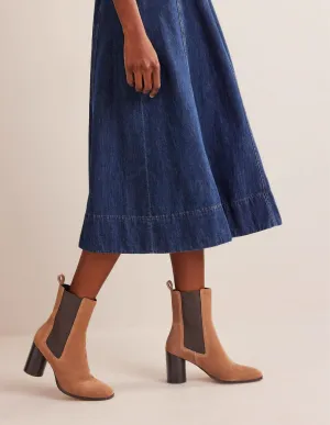 Heeled Chelsea Boots-Golden Brown