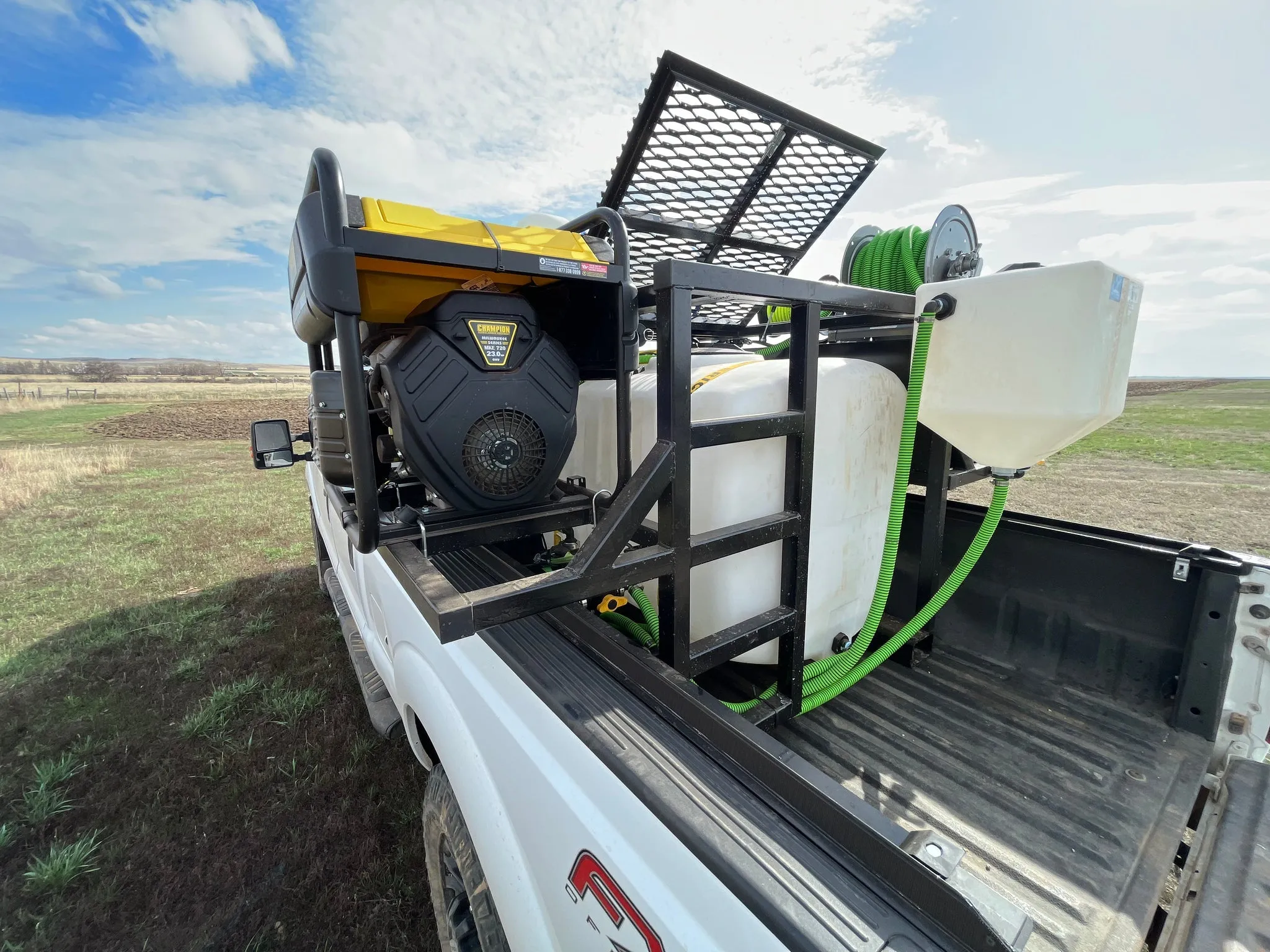 JRiley Seed Co. RoadRunner Pickup Box Drone Tendering Unit | For Drone Operators