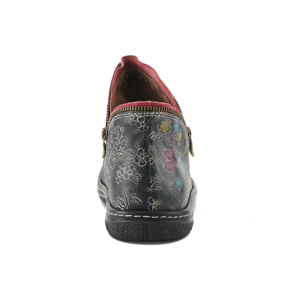 L'artiste By Spring Step Chesapeake Black Leather Bootie (Women's)