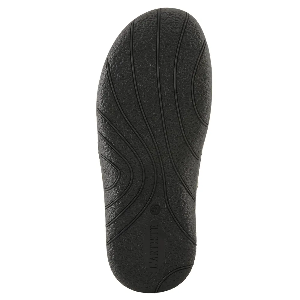 L'artiste By Spring Step Chesapeake Black Leather Bootie (Women's)