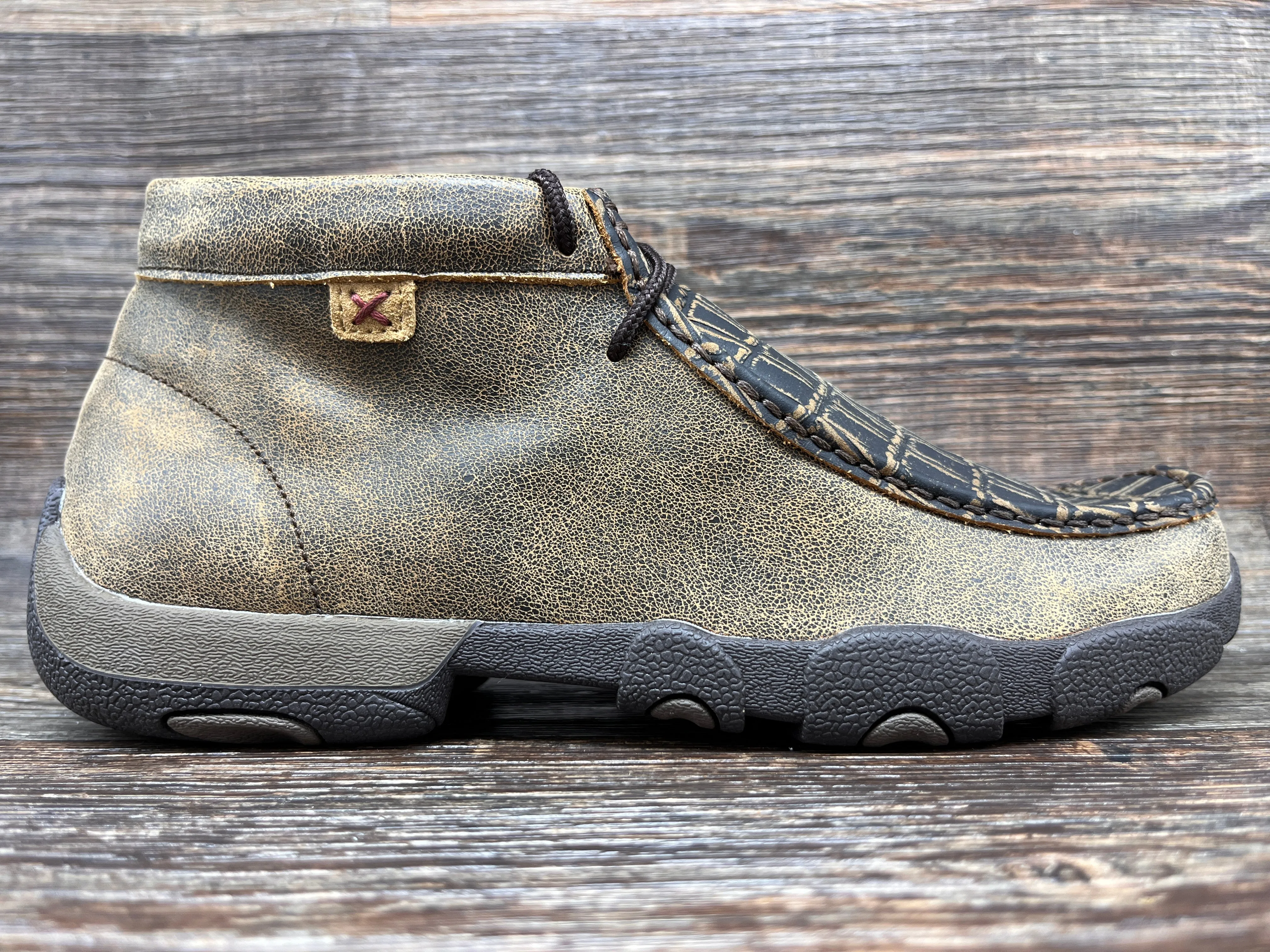 mdm0067 Men's Gator Print Driving Moc Casual Shoe by Twisted X