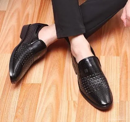 Men's Hollow Breathable Soft Bottom Shoes
