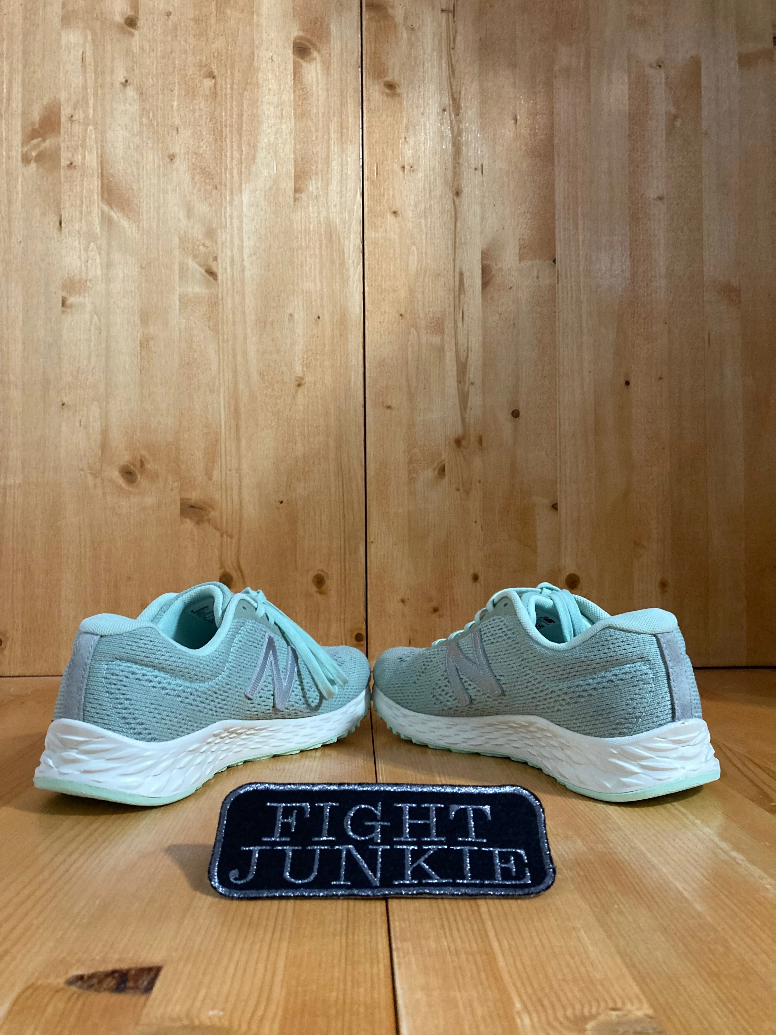 NEW BALANCE ARISHI V1 FRESH FOAM Women Size 10 Running Training Shoes Sneakers Green WARISRS1