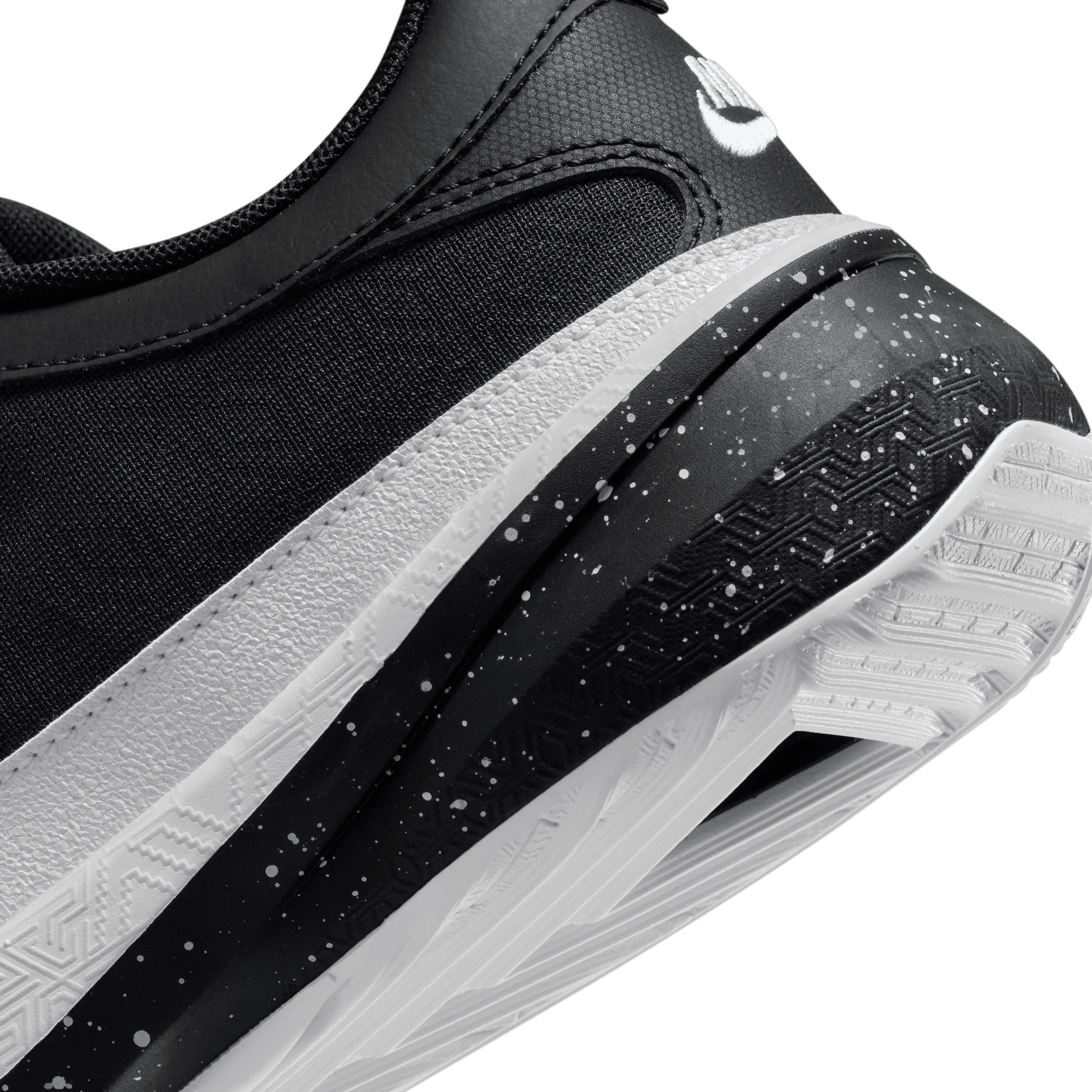 Nike - Unisex - GS Freak 5 - Black/Metallic Silver