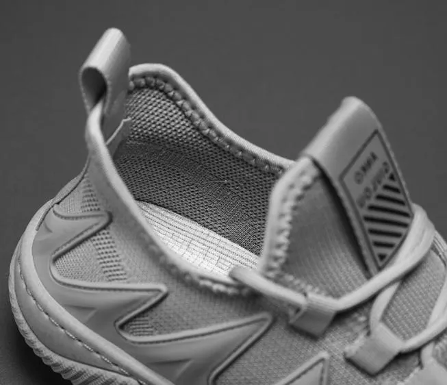 Octopussy Breathable Flying Woven Shoes
