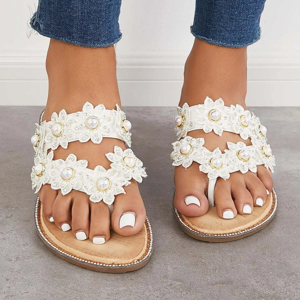 Sohiwoo Women Flowers Beaded Flip Flops Flat Slippers