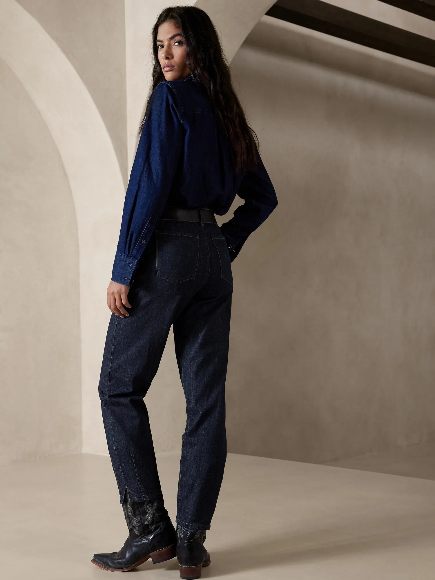 The Relaxed Taper Jean