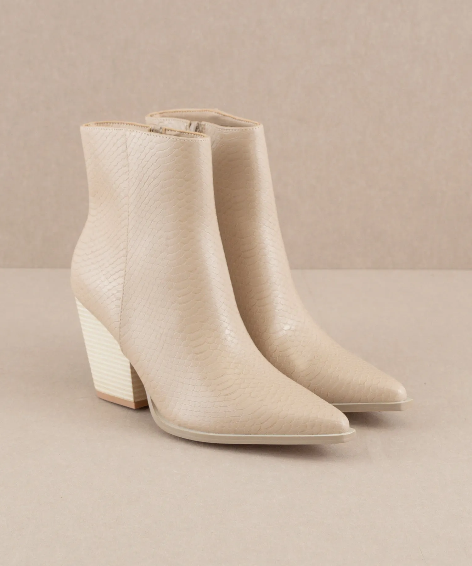 The Sonia - Beige Western Ankle Boots
