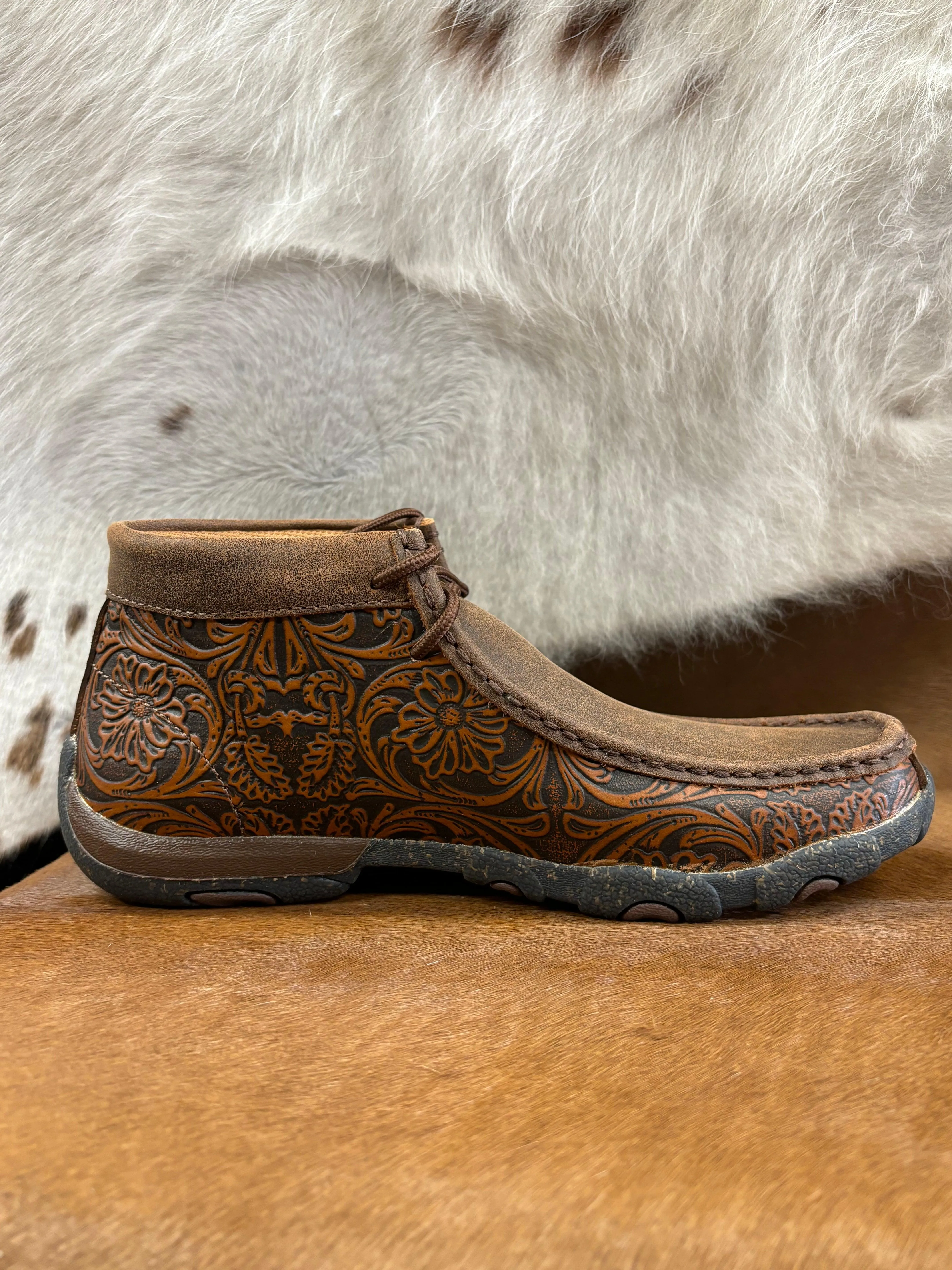 Twisted X Women's Brown & Tooled Brown Chukka CellStretch Driving Moc WDM0156