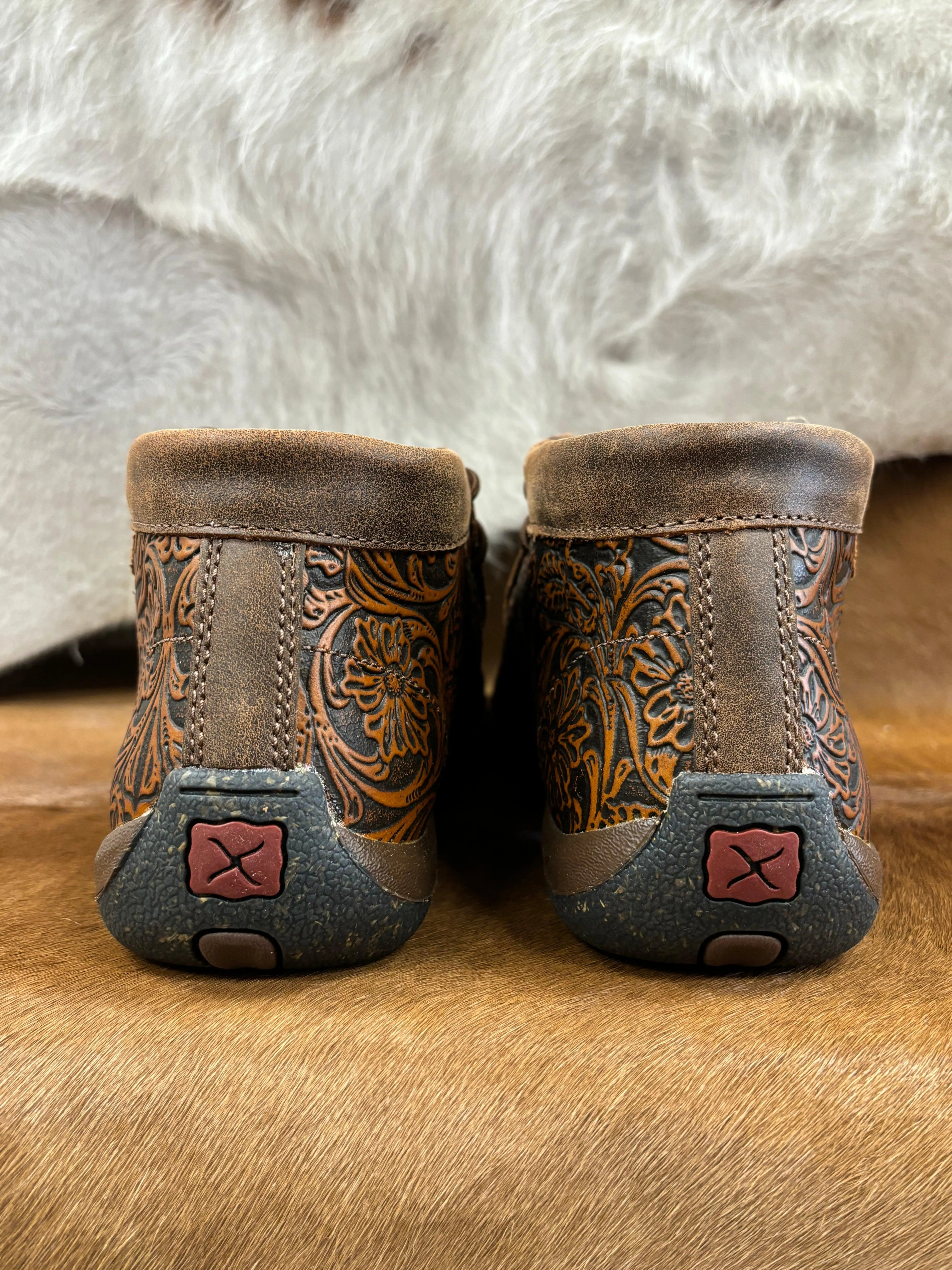 Twisted X Women's Brown & Tooled Brown Chukka CellStretch Driving Moc WDM0156