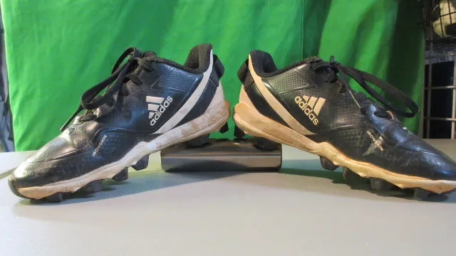 Used Adidas Icon Cleats Size Youth 1