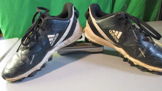 Used Adidas Icon Cleats Size Youth 1