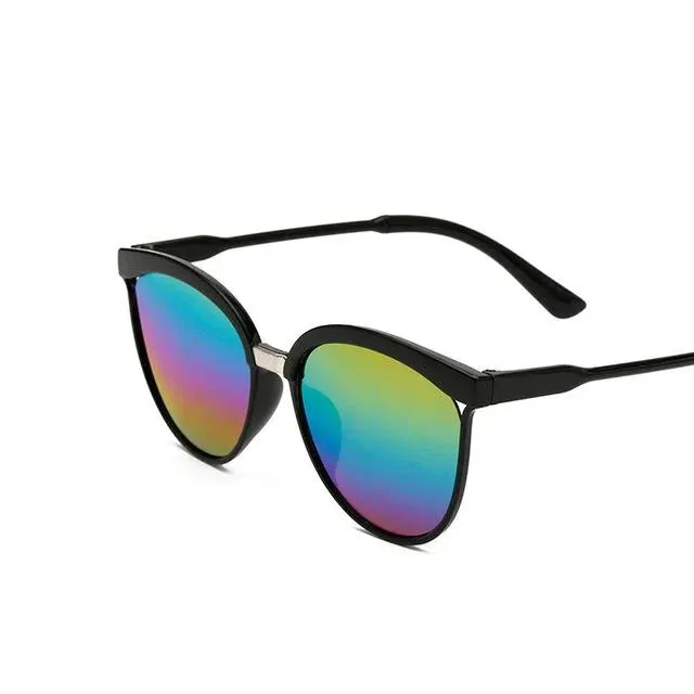 Vintage Style Designer Retro Sunglasses for Women with Mirror Lens